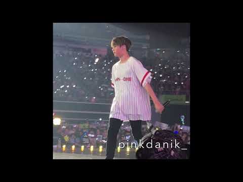 [4K]180713 WANNA BE ( MY BABY ) - cont. 0:50 WANNA ONE ( 워너원 ) in Singapore