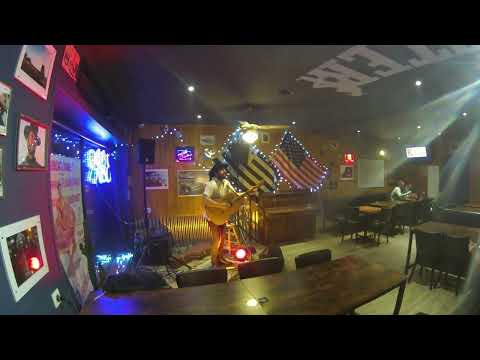 K.A. 'ta - E Kreiz An Noz (Youenn Gwernig)