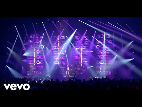 Tino Martin - Calling Out Your Name (Live in de HMH)