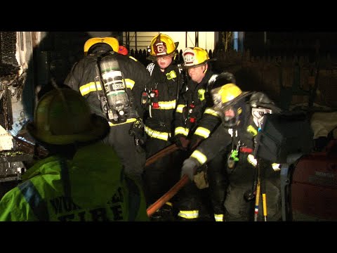 Worcester, Ma firefighters make quick knock down at 3 alarm fire. 29 people displaced