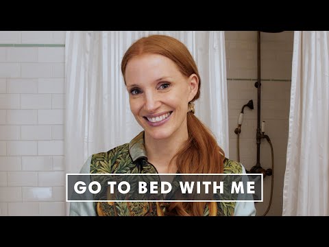 ジェシカ・チャステインが実践する、ふっくらとした若々しい肌｜Go To Bed With Me｜Harper's BAZAAR｜ハーパーズ バザー (Jessica Chastain's Routine for Plump and Youthful Skin | Go To Bed With Me | Harper's BAZAAR)
