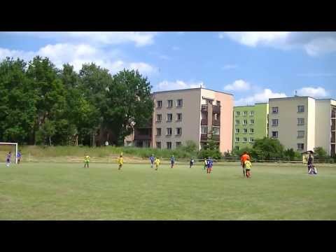 Dragon Bielany 2005 - Gwardia Warszawa 2005 5:3 (część 1) Turniej w Rembertowie 22.06.2013r.