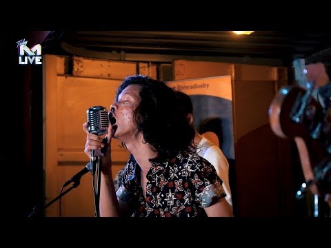 FRIDAY M LIVE : MUSIKAWAN - Seperti Rahim Ibu (COVER EFEK RUMAH KACA) | Live At M Radio Surabaya