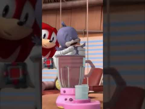 THE CHILIDOG NOT THE BABY! 😨