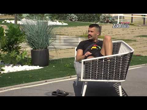 Zadruga 4 - Kenan se osamio u dvorištu i pevušio pesmu za Rialdu - 26.04.2021.