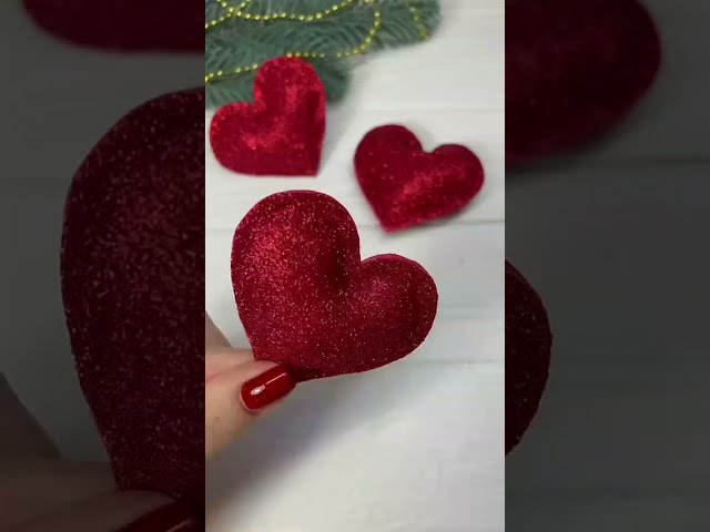 Vídeo relacionado con Amosfun 20 Piezas De Broches En Forma De CorazóN Rojo Luminosa Para San ValentíN - Insignias Intermitentes Y Decorativas Para Ropa Y Accesorios, Perfecto Para Fiestas Y Celebraciones