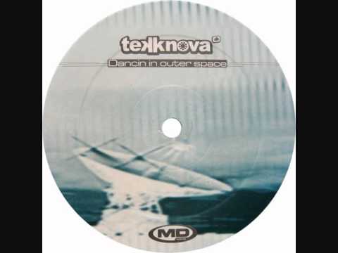 Tekknova - Dancing In Outer Space (KPTL Original Version) (2000)