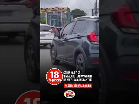 Caminhão do Amazonas Mais Seguro fica preso em estrutura em Manaus