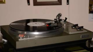 Brooke Fraser - Bloodrush (Vinyl - 60 FPS Video!)