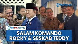 Momen Rocky Gerung dan Seskab Teddy Salam Komando di Istana Jelang Reshuffle Kabinet