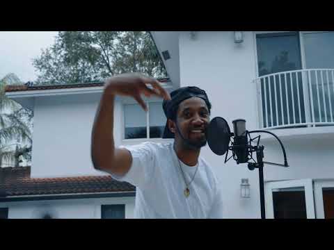 SKAMBINO - CHASIN' ( LIVE PERFORMANCE )