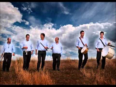 "Se sobrale komitite" Mousikorama