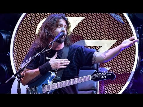 Foo Fighters Perform For Fans After Their Viral Video Made Dave Grohl Cry