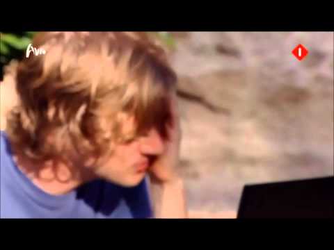 Wie is de Mol 2012 Aanwijzing: Van achter naar voren