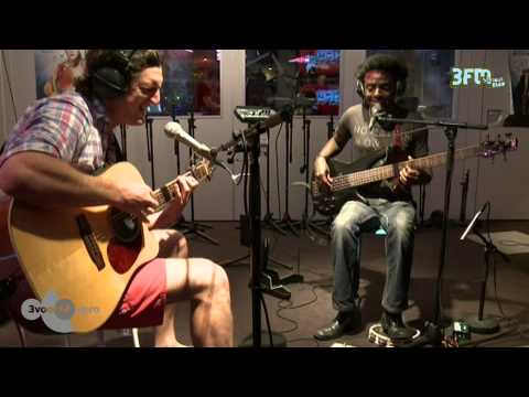 Mann Friday - 'Sunrise Everyday' live @ 3voor12 Radio