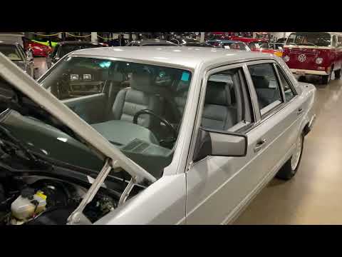 1991 Mercedes-Benz 560 (CC-2065769) for sale in Grand Rapids, Michigan