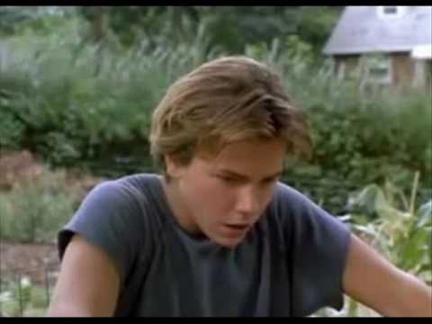 Running On Empty playing with piano River Phoenix