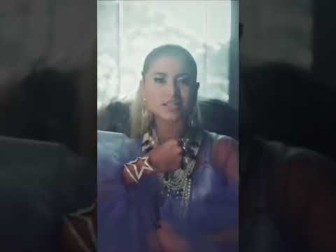 Sofía Reyes & Jhay Cortez - A Tu Manera [CORBATA] #Shorts