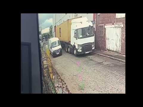 Șofer turdean de TIR, jefuit în Anglia! (26.05.2022)