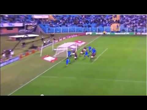 Ronaldinho Two Goals vs Avaí 31/08/2011
