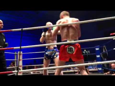 Andrew Miller v John Cullen-Ultimate Muay Thai 2