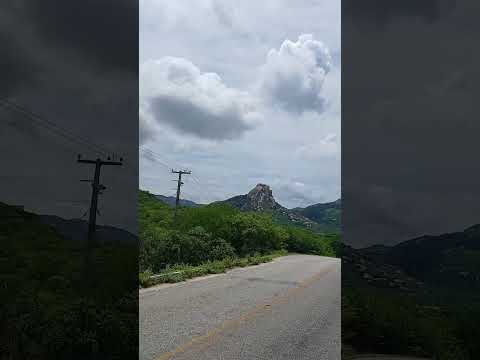 entrada da cidade de mãe d'água  PB tudo verde graças a Deus.