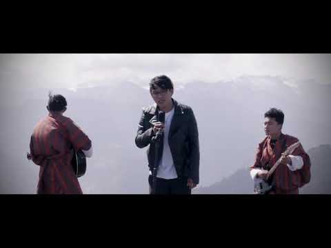 THRIDU YOESI (the queens album)