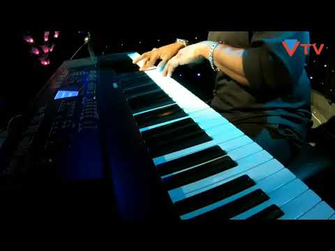 Dhey handhaanakee cover by umar ft. sama