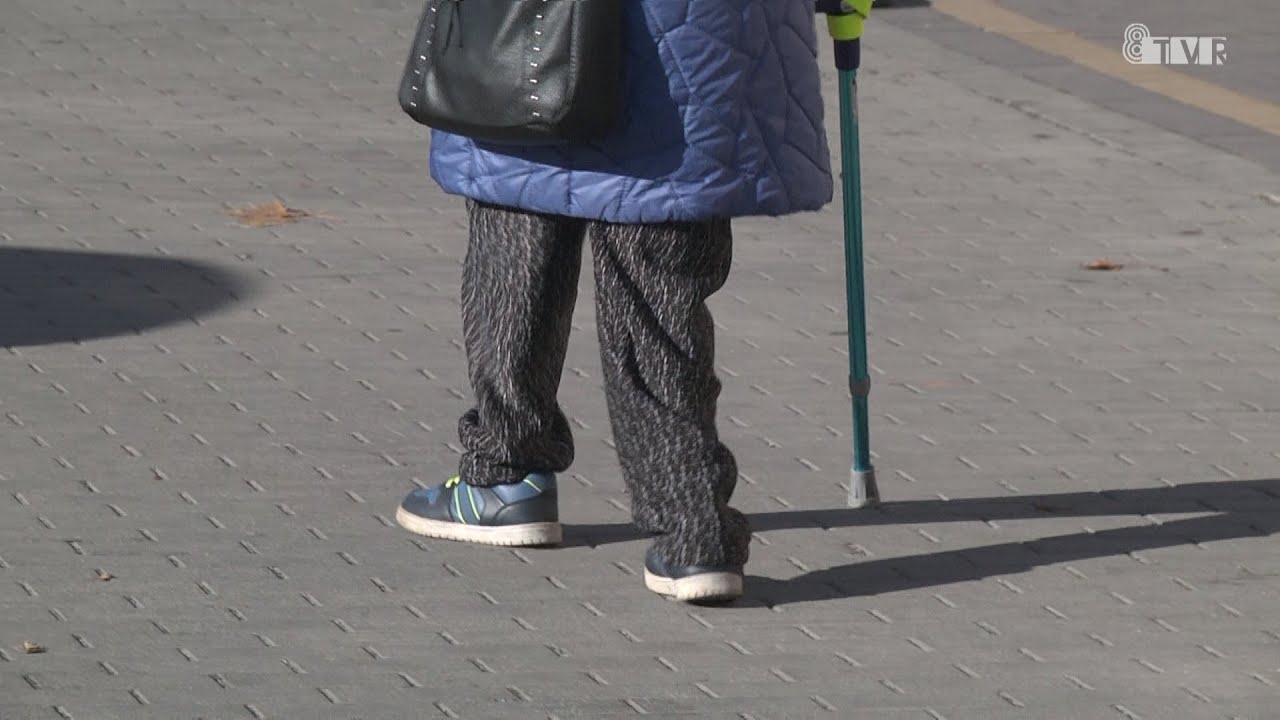 Ilu jest stulatków w województwie łódzkim?