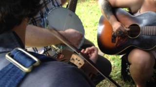 Knoxville Rag - Mickey Nelligan and Van fiddles - Sewellfest 2015