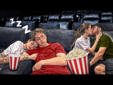 PASSAMOS A NOITE NO CINEMA COM OS NOSSOS NAMORADOS! 🍿🎬