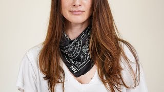 How to tie the Manner Market silk bandana/ scarf around your neck - The Classic Western