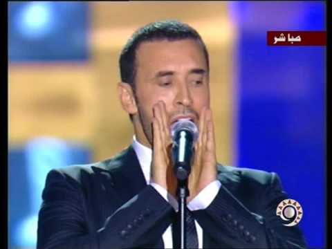 كاظم الساهر موال حن يا قلب لقعدلك عالدرب قعود مهرجان الدوحة 2008