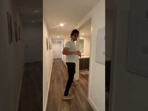 Furnished room for rent in West Hollywood / 6 bedroom apartment