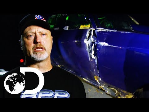 ドクの3位決定戦は大惨事のカークラッシュで幕を閉じる｜ストリートアウトロー (Doc's Race For 3rd Place Ends With A Catastrophic Car Crash | Street Outlaws)