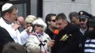 preview picture of video 'Poroka Jadranka Kosor in Borut Pahor se poročita pust 2011'
