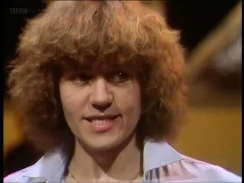 ELO -  Don´t Walk Away -  Legs & Co  - Bev Bevan  The ELO Story    Top Of The Pops 27 Nov 80
