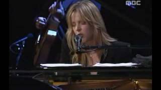 Diana Krall -  Stop This World.flv