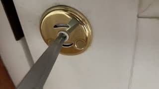 Quick tip: How to Open a Bathroom Door Lock with a little Square in it