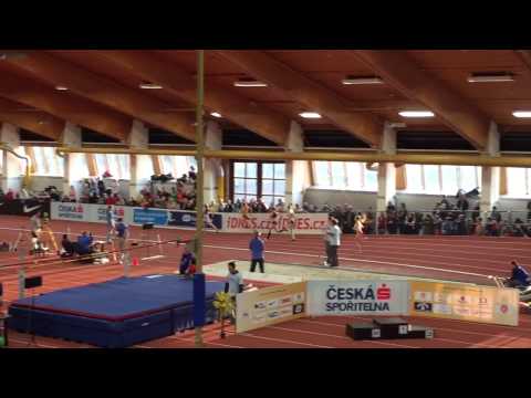 MČR hala 2015, 400m dorostenky R 2