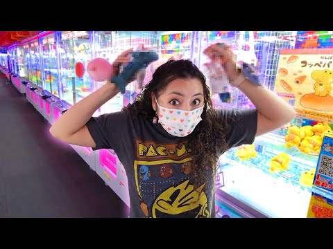 So MANY claw machines! CRAZY WINS!