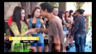 Download lagu New metro live brakas sayang 2 wiwik arneta 10 juli mp3