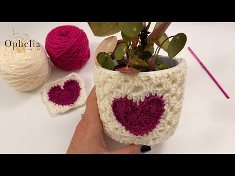 Crochet Flower Pot Cosy // Valentine's Heart Square