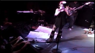 Nina Hagen - Born in Xixax LIVE @ DNA LOUNGE 2005 + &#39;Lyrics on Screen&#39;