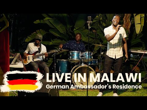 Giddes Chalamanda - Linny Hoo (LIVE PERFORMANCE by Danny Kalima)