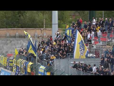 FC Südtirol - Modena 4-3: Tifo Curva Sud Modena