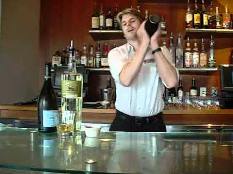 NYLO Plano at Legacy - How to create our Apple Pie Cocktail