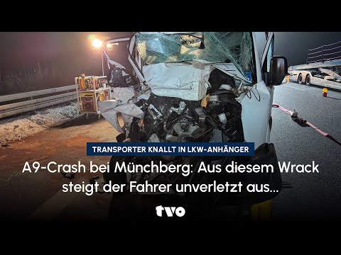A9 crash near Münchberg: The driver emerges from this wreckage unharmed...