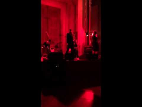 Uncovered Queens of the Stone Age - Feel Good Hit Of The Summer