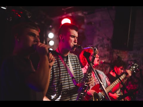 Vurpa ft. VIDAR - Leave @kafe 44  By Adam Arvas